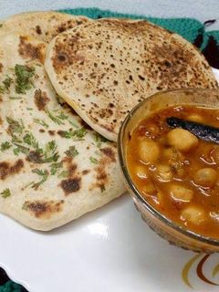 কুলচা (kulcha recipe in Bengali) রেসিপির প্রধান ছবি