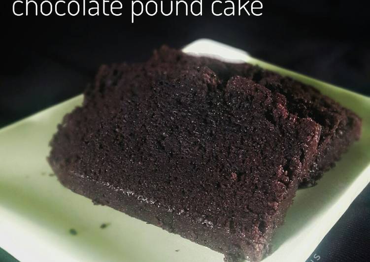 Soft and Moist Chocolate Pound Cake
