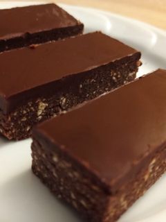 Sütés nélküli sport szelet recept fotója