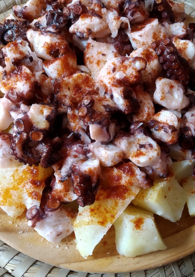 Una foto de Pulpo con cachelos