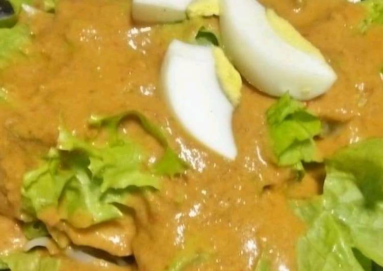 Langkah Mudah untuk Membuat 10. Gado - gado Surabaya / Vegetable Salad with Peanut Sauce Anti Gagal