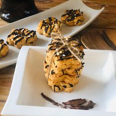 A picture of Whosaynas Choc Coconut Biscuits.