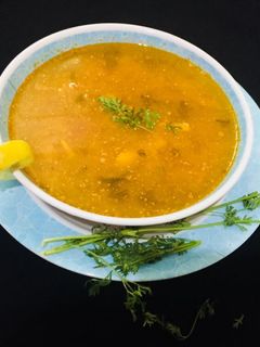 சிக்கன் க்ளியர் சூப் (ரெஸ்ட்டாரண்ட் ஸ்டைலில்) செய்முறை முக்கிய புகைப்படம்