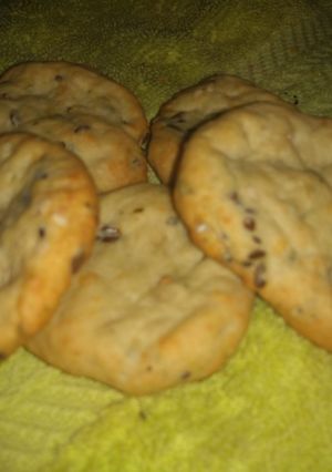 Una foto de Galletitas crocantes de queso rallado con semillas !