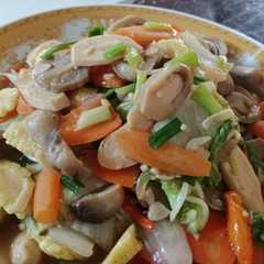 รูปของ Tumis Sayur Bakso Sosis Pedas