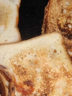 पिज़्ज़ा सैंडविच(pizza sandwich recipe in hindi) रेसिपी मुख्य फोटो