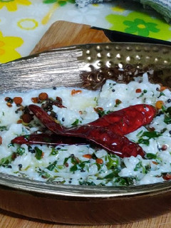 कर्ड राइस (Curd Rice recipe in Hindi) रेसिपी मुख्य फोटो