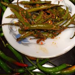 A picture of Mirchi fry.