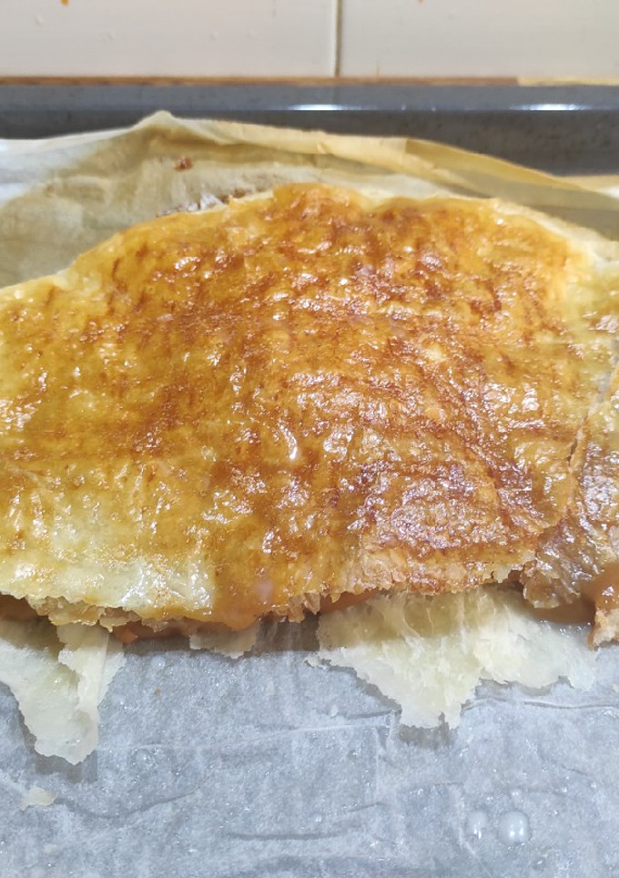 Una foto de Hojaldre de turrón