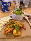 กุ้งคาจันกับกัวคามัวเอ (Cajun Shrimp with Guacamole)