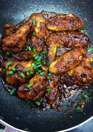 A picture of Buffalo chicken wings.
