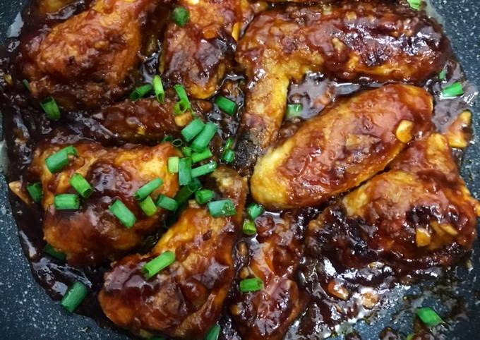 Steps to Prepare Homemade Buffalo chicken wings