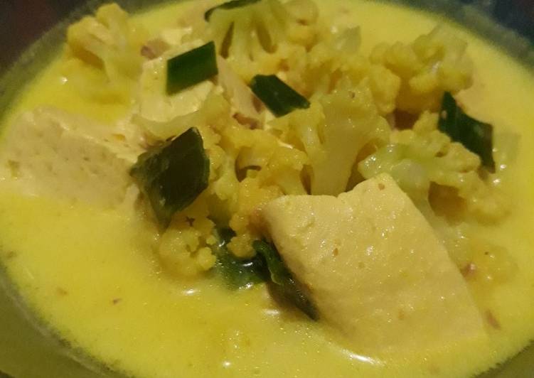 Resep Sayur kari kembang kol yang Bisa Manjain Lidah