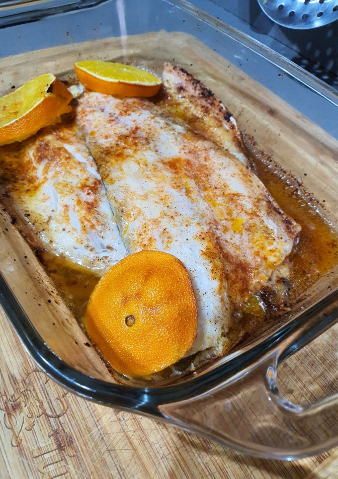 Una foto de Dorada /Lubina a la naranja