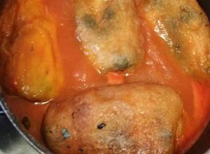 Una foto de Chiles rellenos de queso