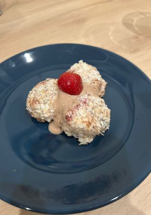 Epres-kókuszos túrógolyó (diétásan) recept fotója