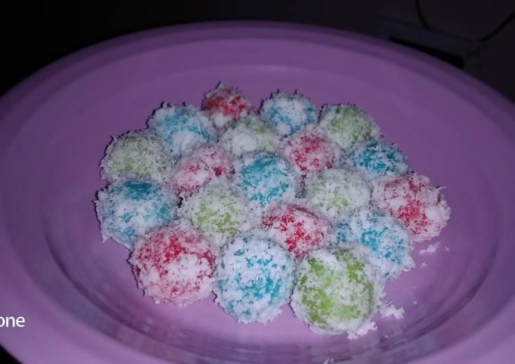 12. Klepon Warna Warni