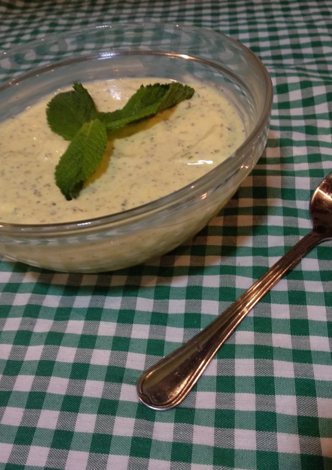 Una foto de Salsa de yogurt (kebab)