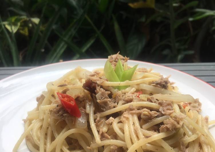  Resep  Spaghetti  Aglio  Olio  Tuna  oleh febiola ratna dewi 