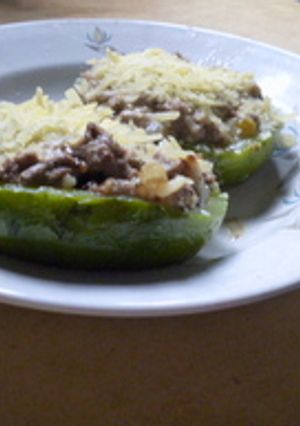 Una foto de Zapallitos rellenos de salmón y mozzarella
