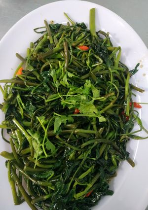 Hình của món Rau muống xào bơ tỏi.
