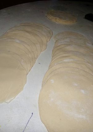 Una foto de Discos para empanadas árabes