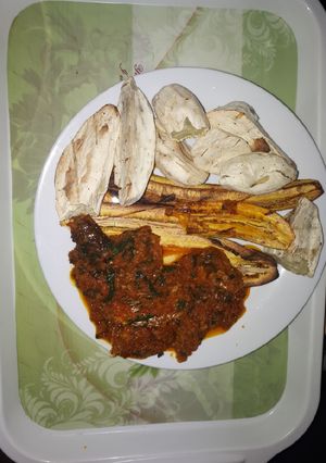 A picture of Roasted plantain, potato and pepper sauce.