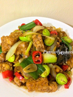 Foto resep Tumis Tempe Pete sederhana