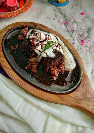 সিজলার ব্রাউনি (sizler brownie recipe in Bengali) রেসিপির প্রধান ছবি