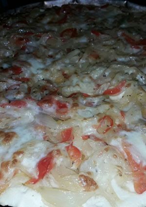 Una foto de Pizza de cebollas y morrones, para celíacos con masa de Chipa