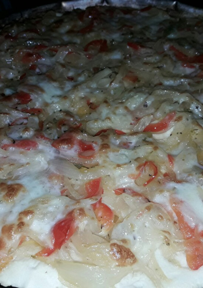 Una foto de Pizza de cebollas y morrones, para celíacos con masa de Chipa