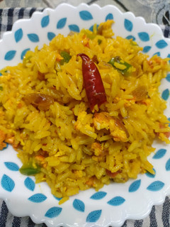 চটপট ভাত ভাজা(chotpot bhat bhaja recipe in Bengali) রেসিপির প্রধান ছবি