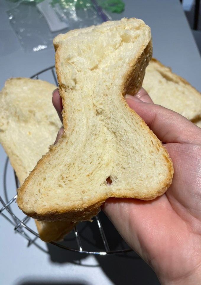 4. 生吐司(Twinbird麵包機/湯種法) 的食譜成品照片