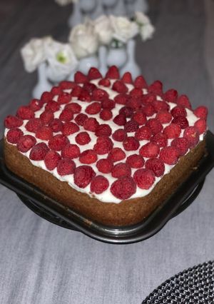 Una foto de Postre de moras y queso almendrado de Fernanda