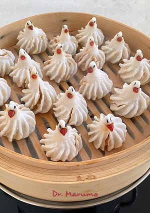 A picture of Steamed Bird Shaped Dumplings.