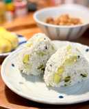 吻仔魚小松菜三角飯糰