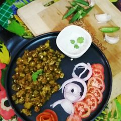 A picture of Achari Tawa bhindi.
