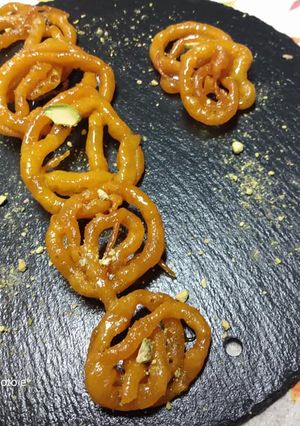 A picture of Seedhi Sadhi Jalebi.