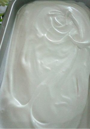 A picture of Ice cream without an ice cream maker.