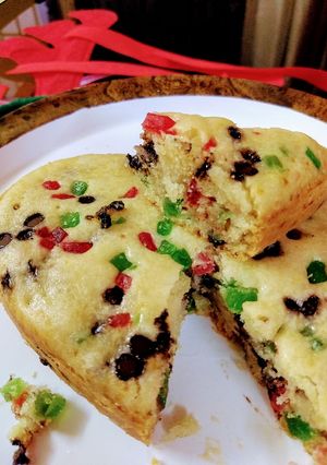 A picture of Fruity cake.