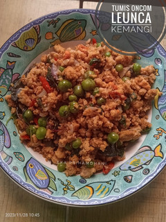 Foto resep Tumis Oncom Leunca Kemangi