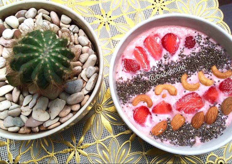 Resep Smoothies Strawberry Bowl #ketofriendly #ketofy #cemilanketo, Sempurna