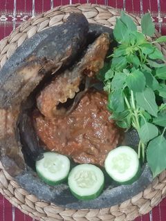Foto resep Pecel Lele Sambal Terasi