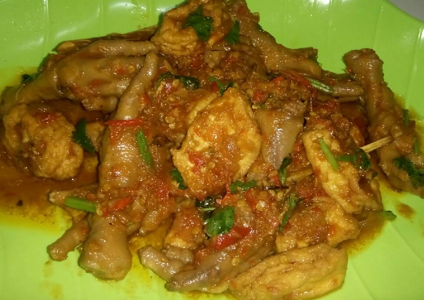 Balado ceker ayam + tahu pedas giler