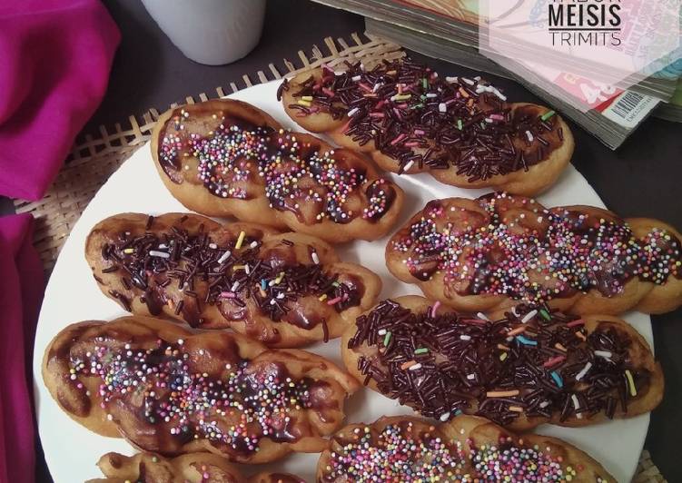 Resep Donat Kepang Tabur Meisis Trimits (eggless) yang Enak