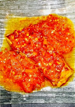 Una foto de Atún con salsa picante