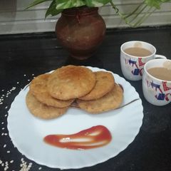 A picture of Walnut & Moong stuffed Kachori.