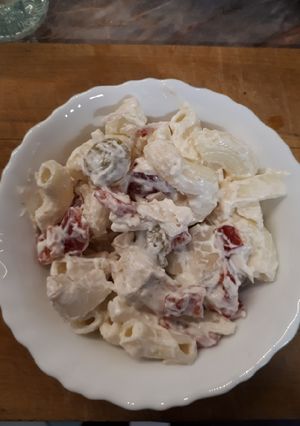 Tésztás csirkesali recept fotója