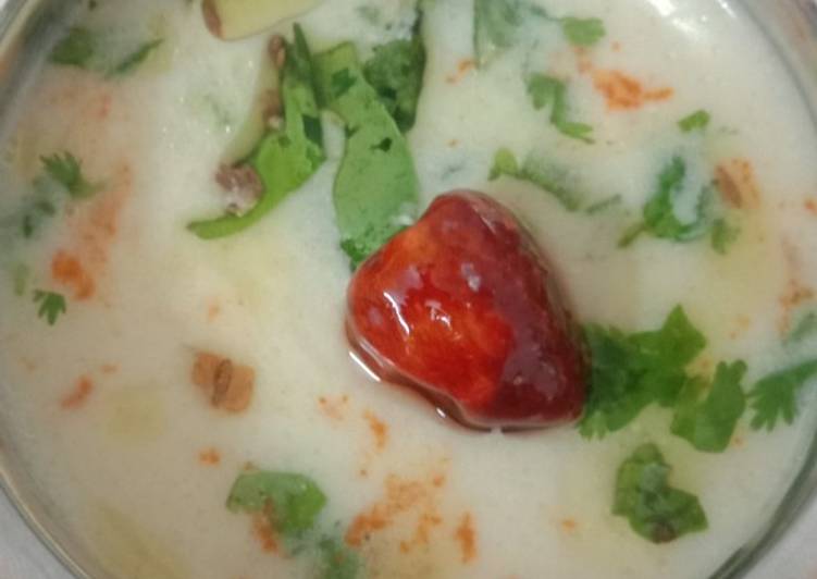 Simple Way to Make Favorite Hing wali white Kadhi