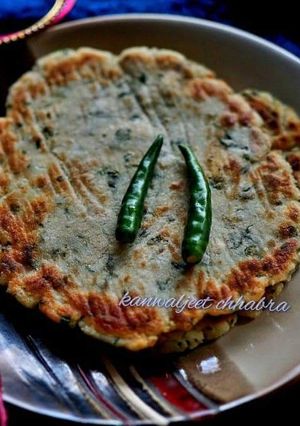 A picture of Rajgire ka paratha.